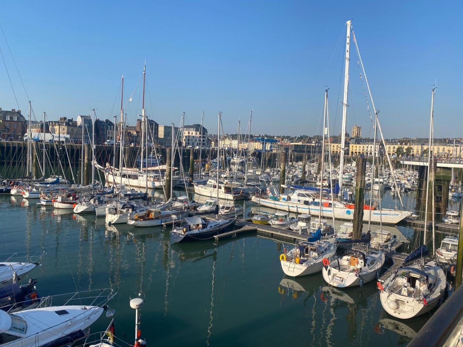 L'Ecume Des Jours Vue Mer Dieppe Exteriör bild